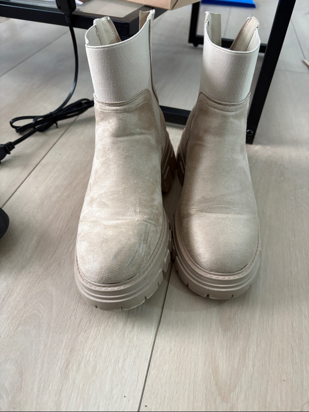 Pierre Dumas Chelsea Platform Boots - Beige Suede